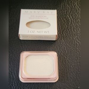 NIB Vintage Mary Kay Eye Shadow Color: Oyster Shell 0014 .1 oz Apply Wet or Dry